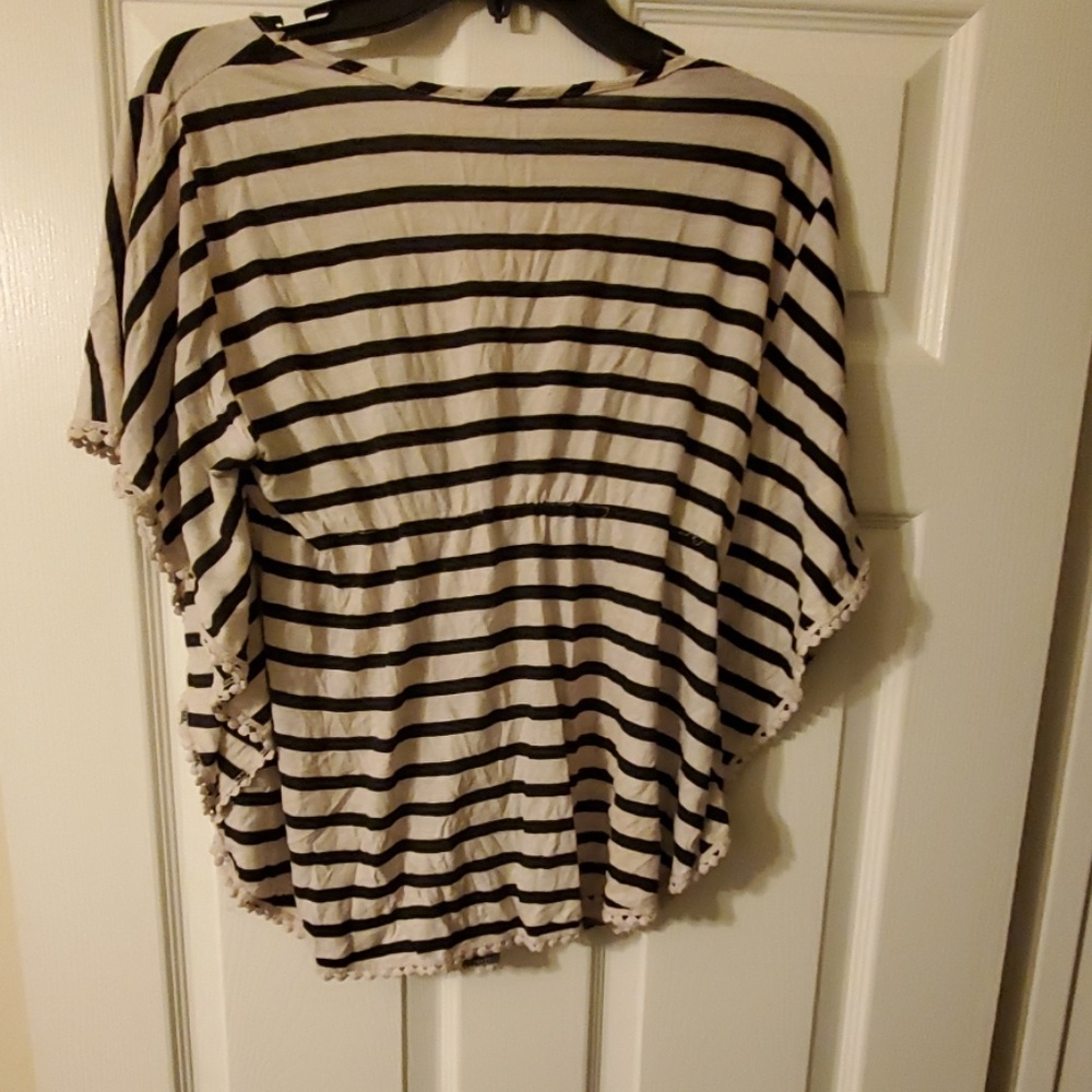 STRIPED TOP - Picture 3 of 3